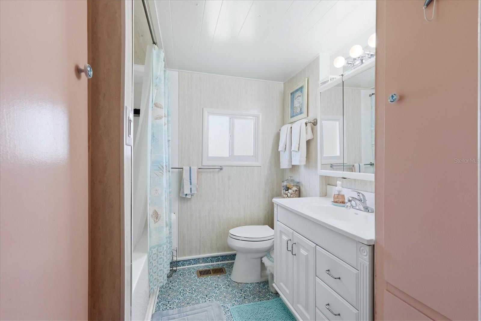 1006 42ND AVENUE DR E — photo 16