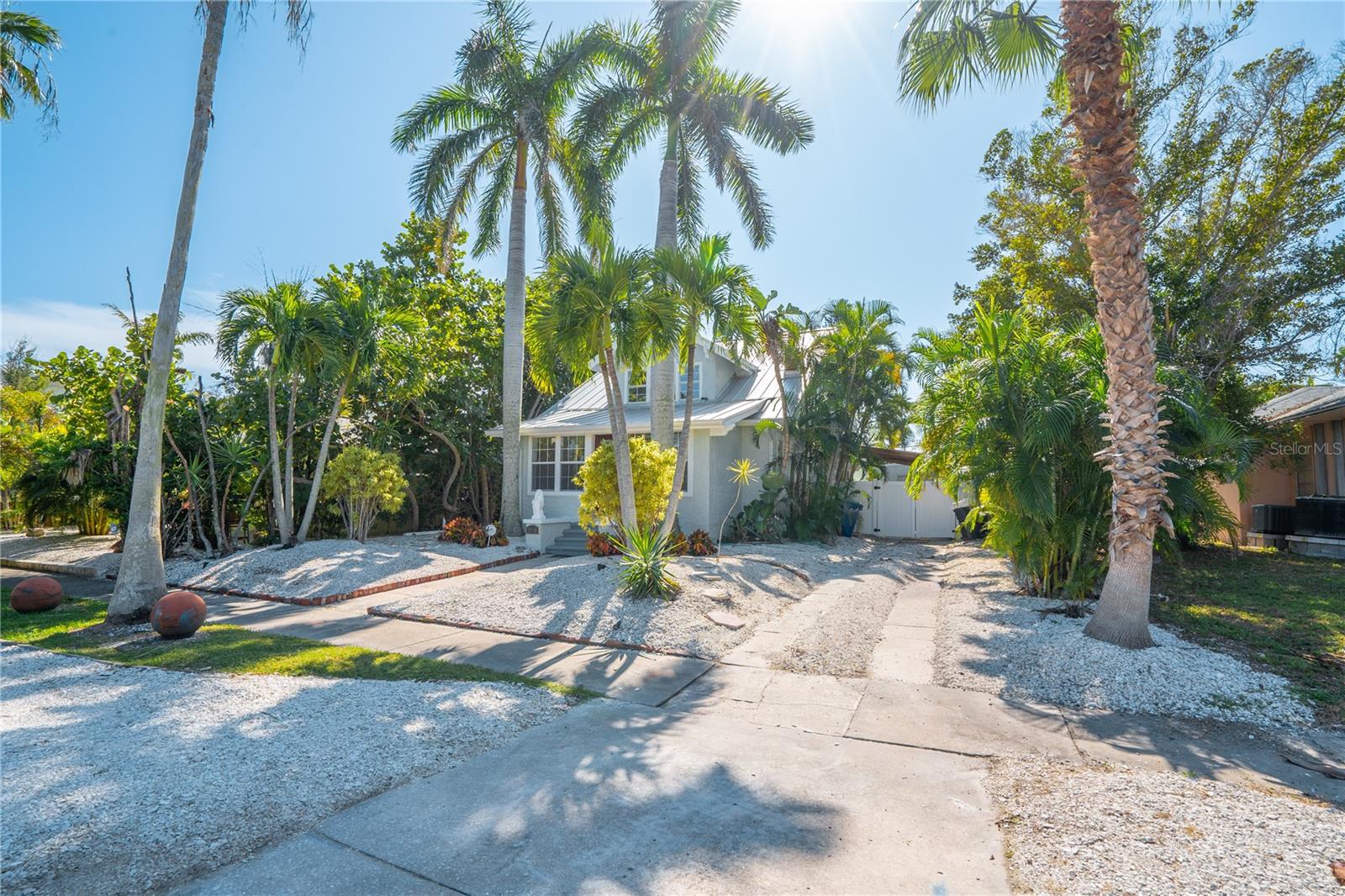 3310 E MARITANA DR — photo 6
