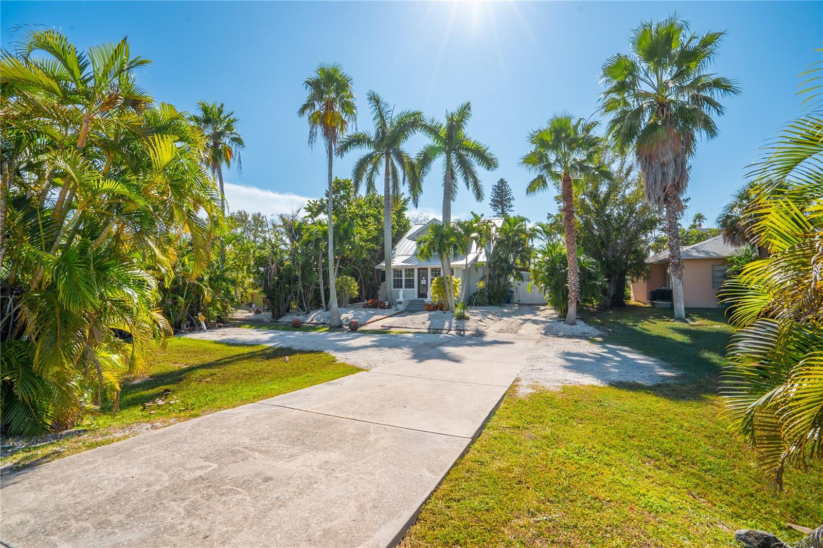 3310 E MARITANA DR — photo 7