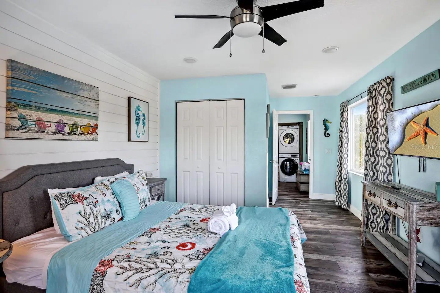 12201 GULF BLVD — photo 29