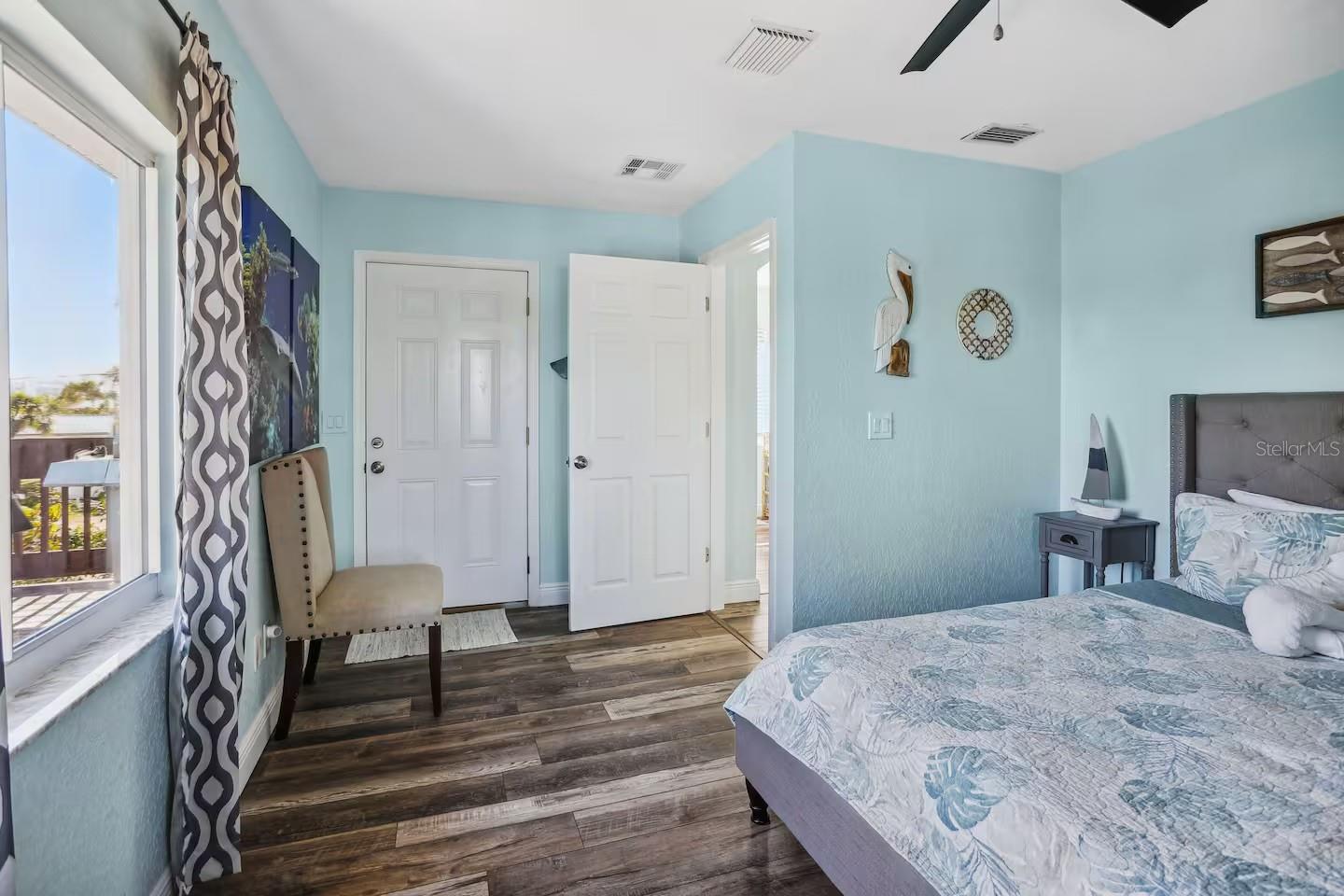 12201 GULF BLVD — photo 26