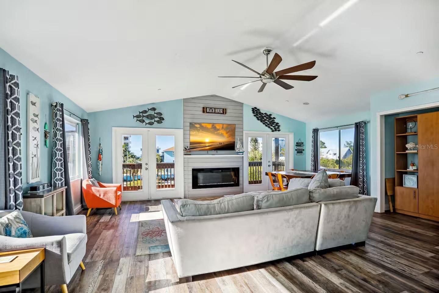 12201 GULF BLVD — photo 7
