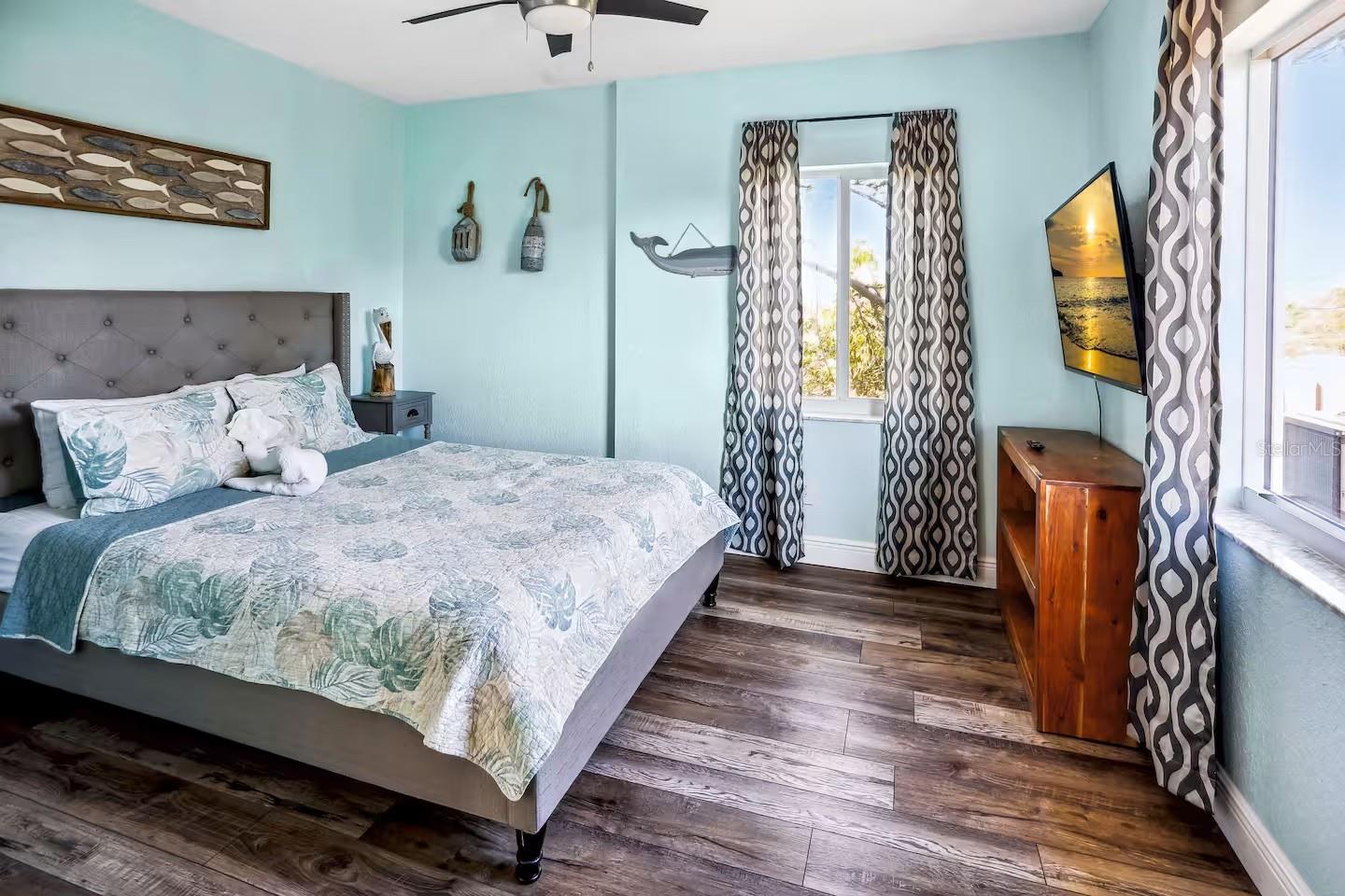 12201 GULF BLVD — photo 25
