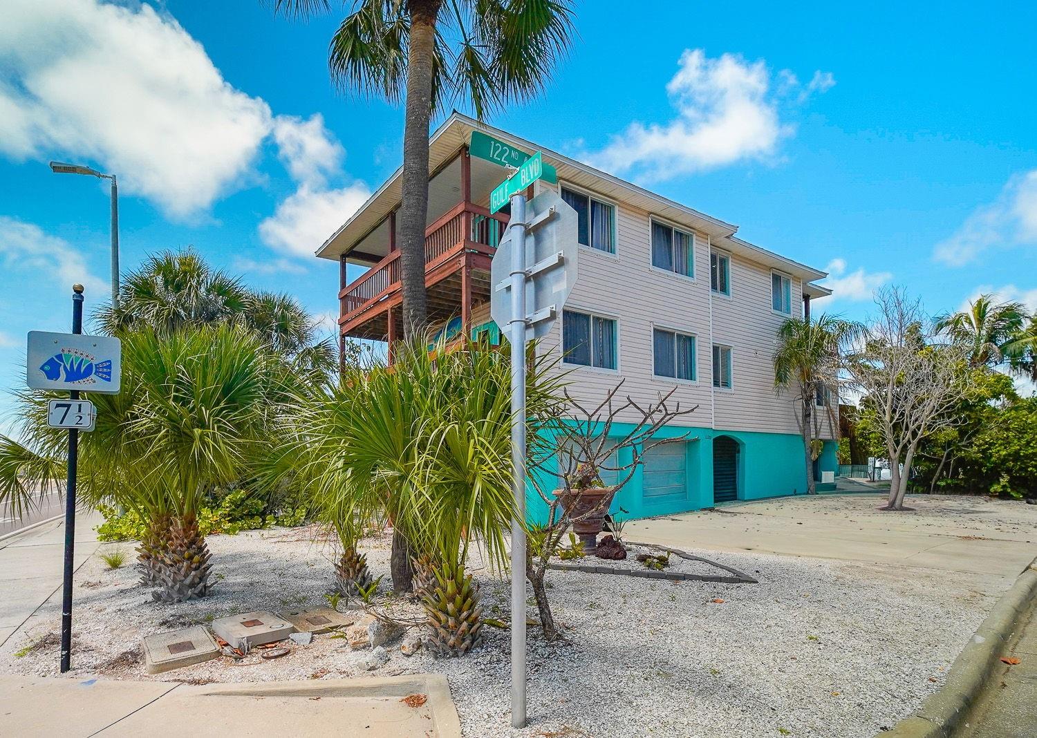12201 GULF BLVD — photo 55