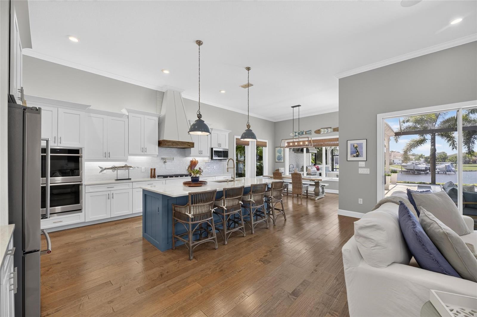 825 MANNS HARBOR DR — photo 25