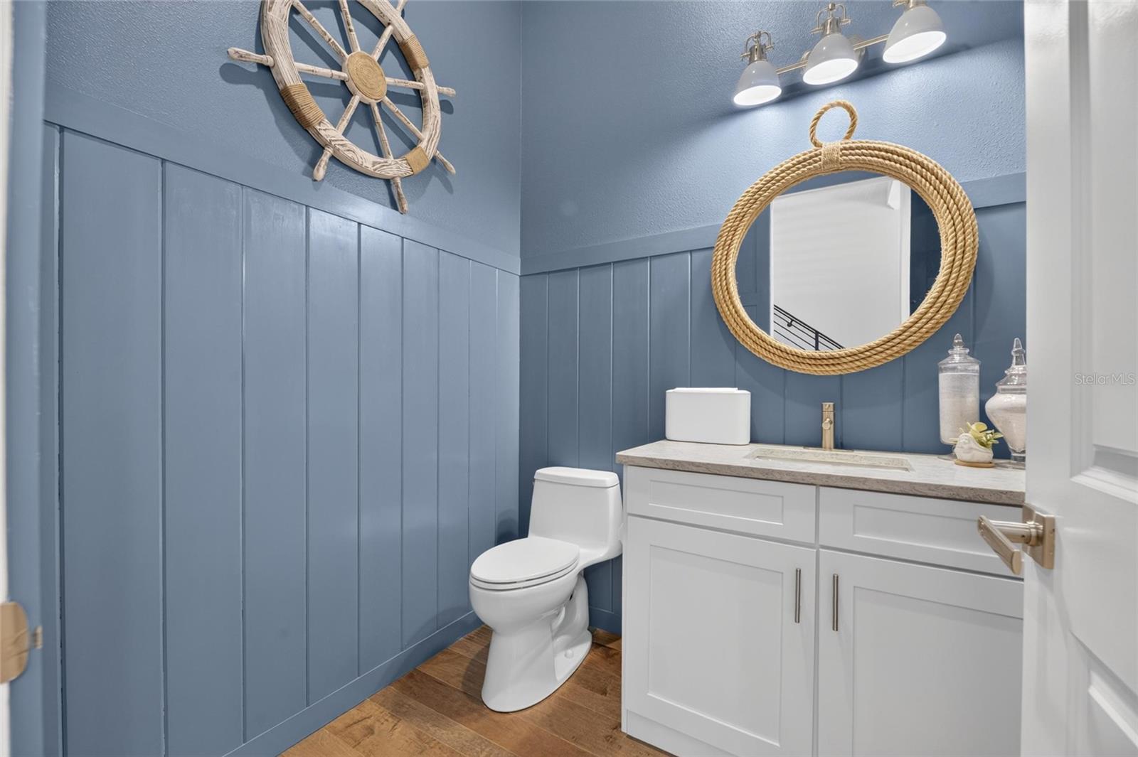 825 MANNS HARBOR DR — photo 36