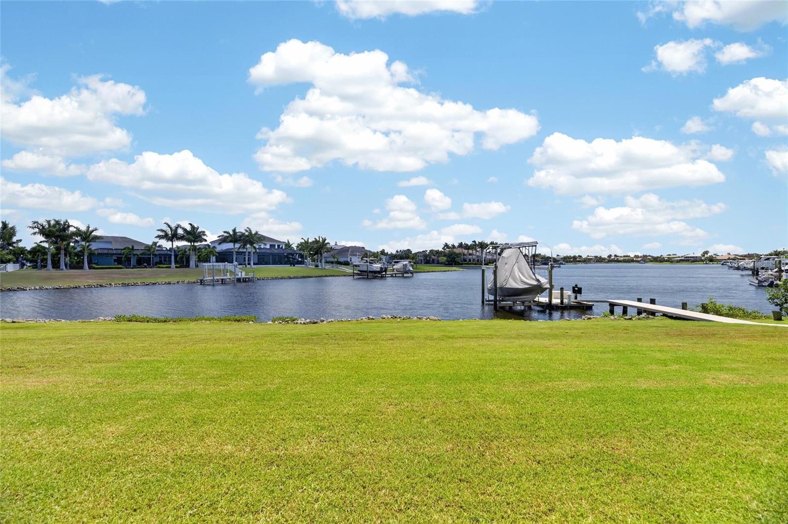 825 MANNS HARBOR DR — photo 89