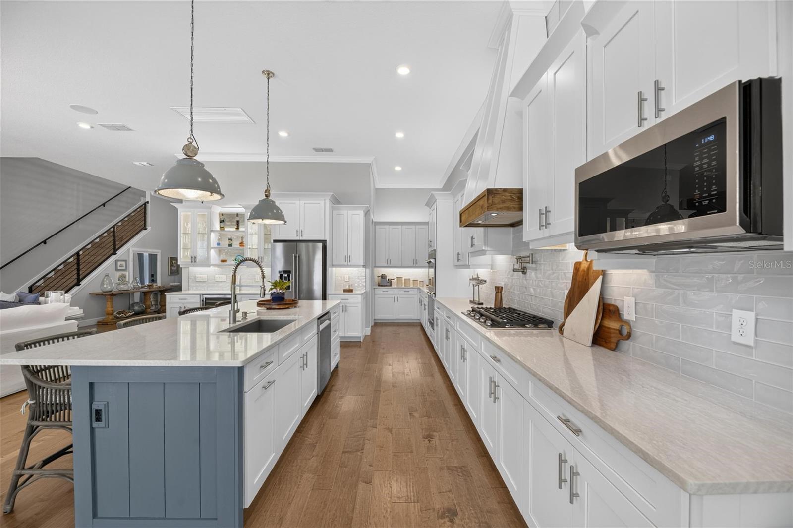 825 MANNS HARBOR DR — photo 30