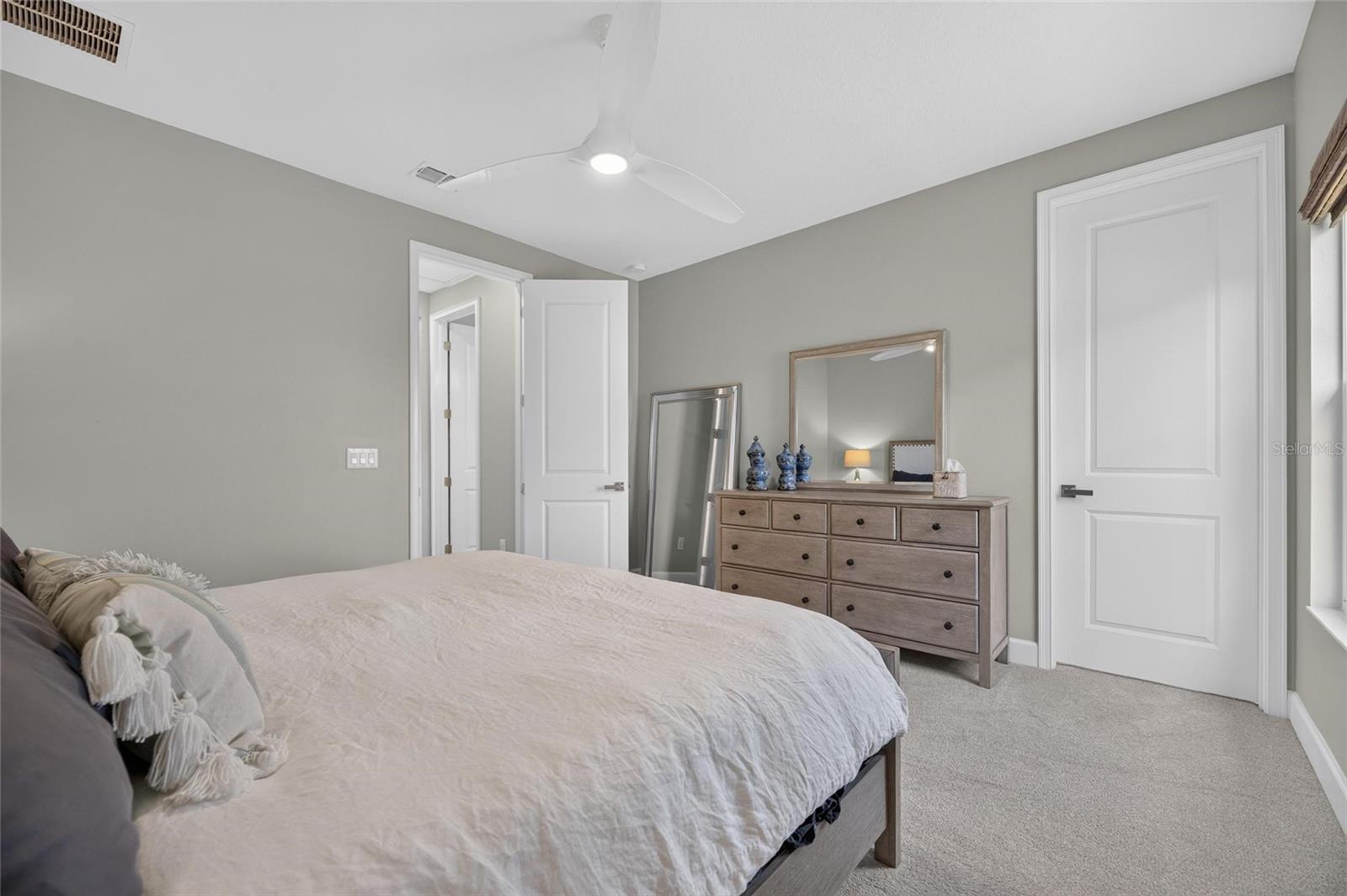 825 MANNS HARBOR DR — photo 85