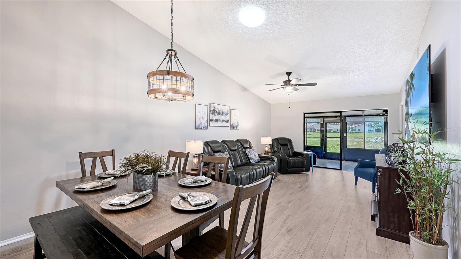 6129 HERITAGE LN W #6129 — photo 4