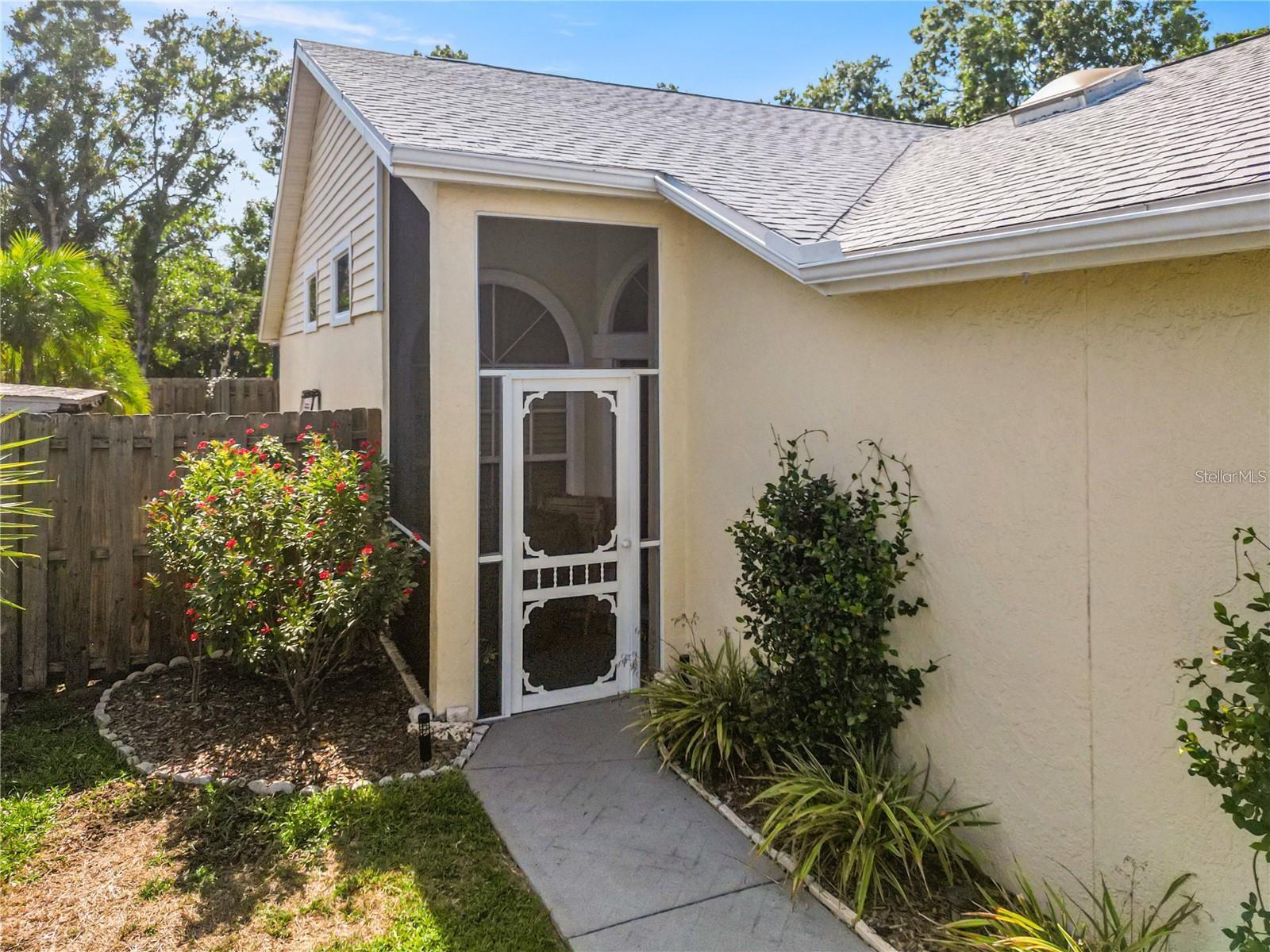 7716 GENEVA LN — photo 18