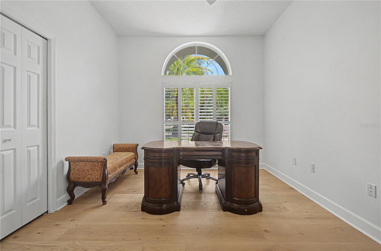 3692 JOHNATHON AVE — photo 39