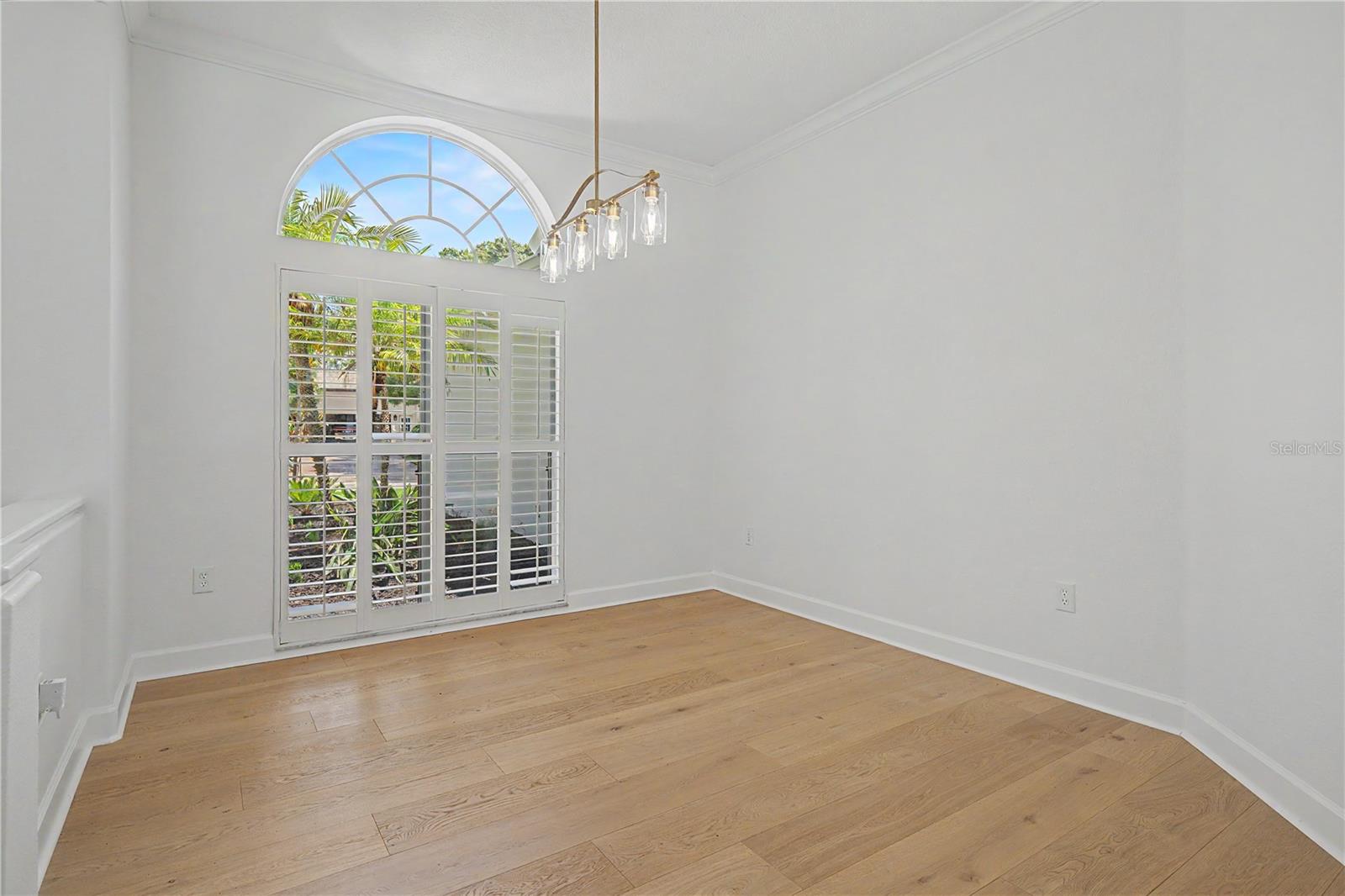 3692 JOHNATHON AVE — photo 7