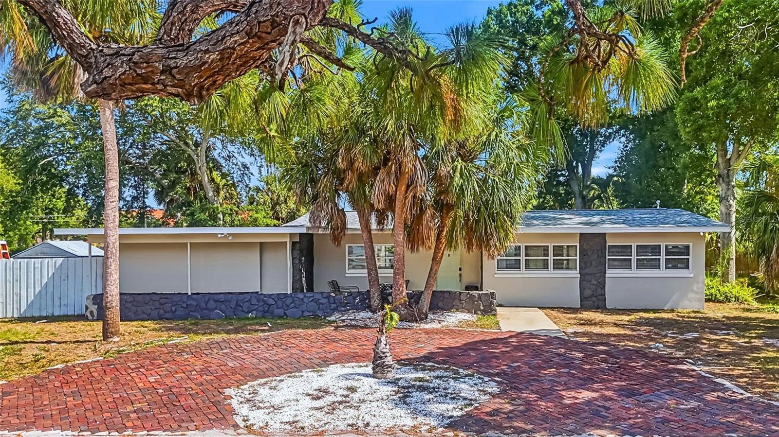 6400 PELICAN DR S — photo 3