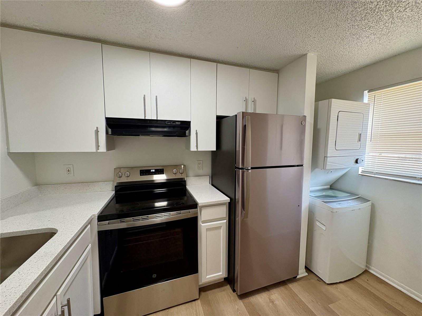 408 57TH AVENUE DR E #C — photo 4