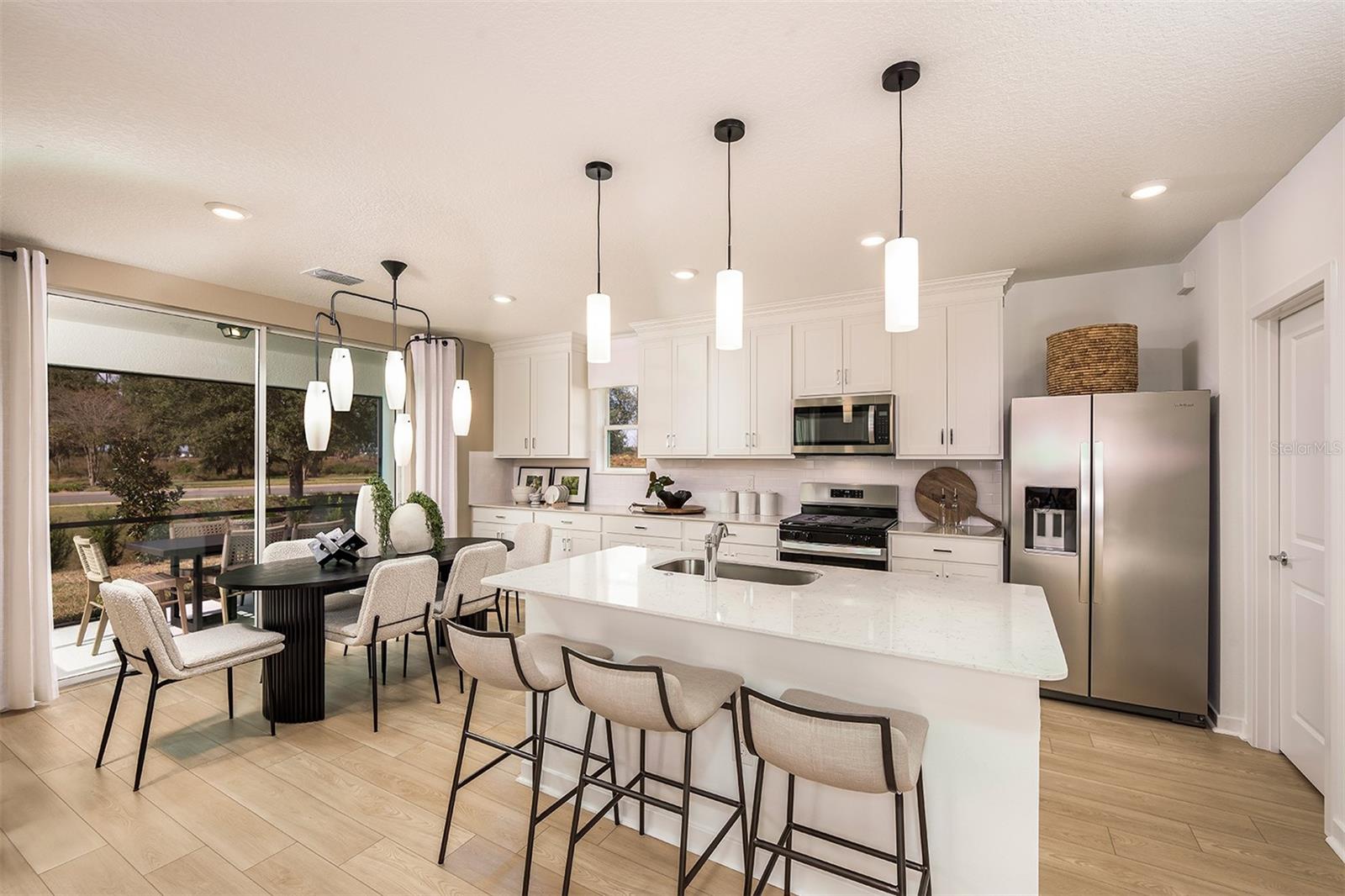 7931 PALM PARADISE PL — photo 4