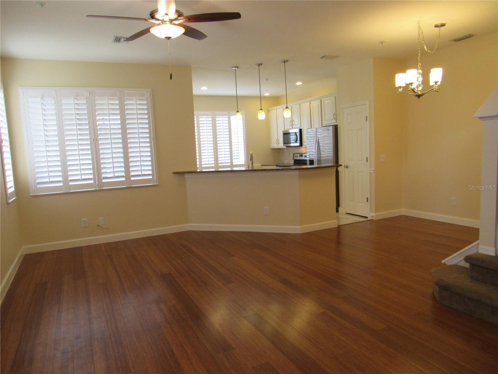 4012 DEBERRY DR — photo 3