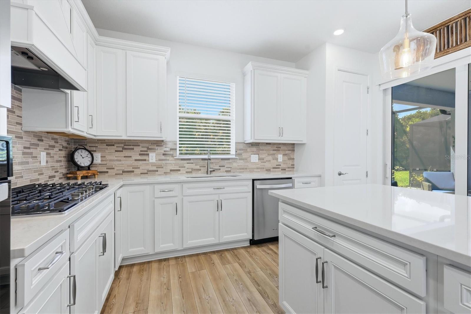9289 BALLASTER POINTE LOOP — photo 16