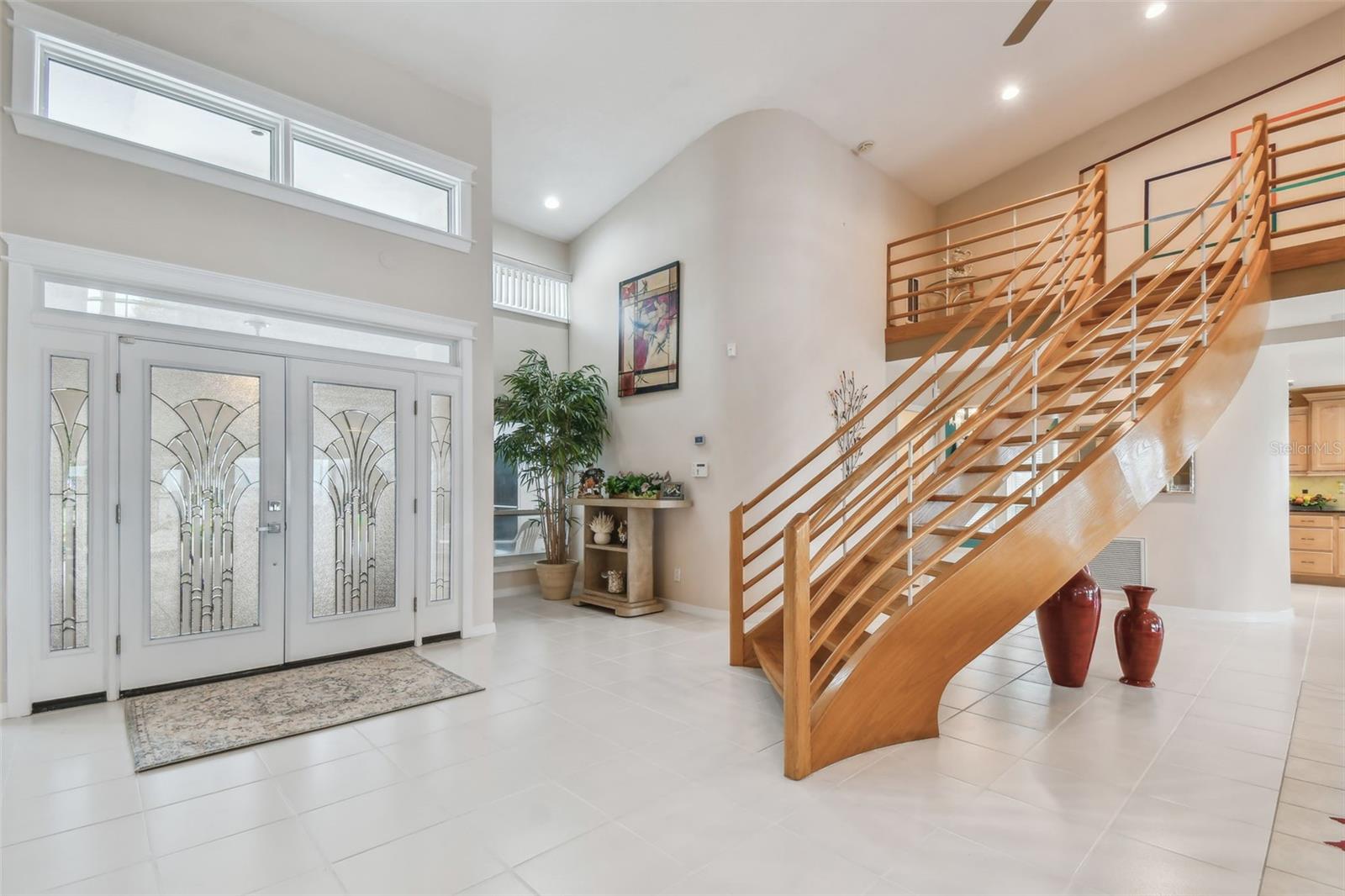 119 CARLYLE CIR — photo 14