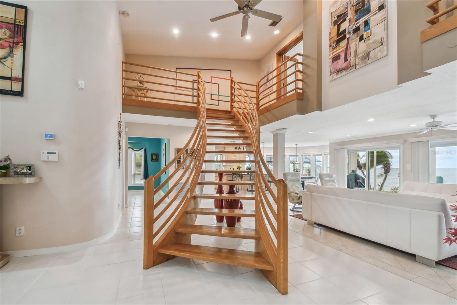 119 CARLYLE CIR — photo 45