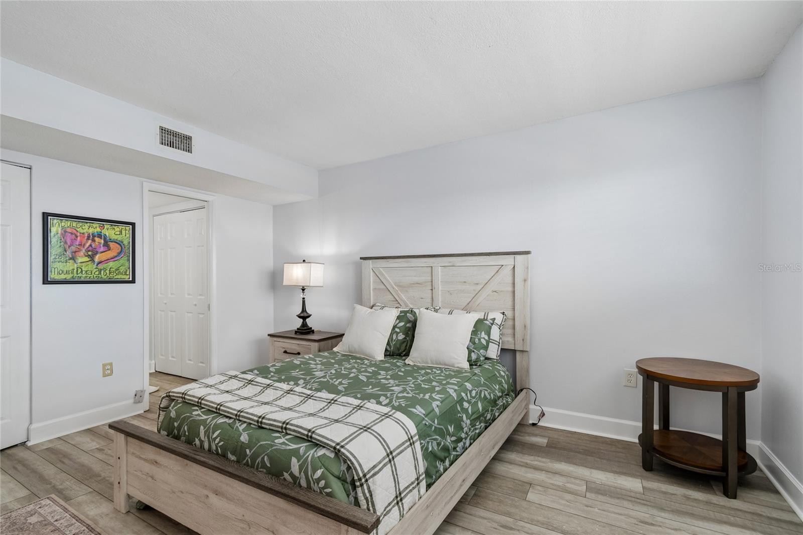 5980 SHORE BLVD S #909 — photo 22