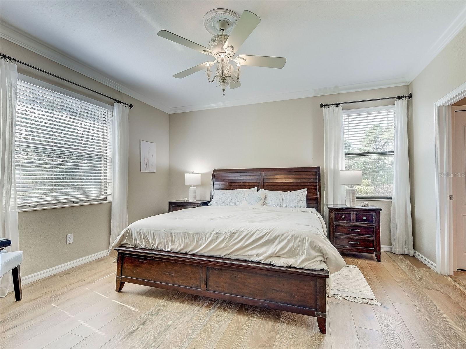 12390 CINQUETERRE DR — photo 44
