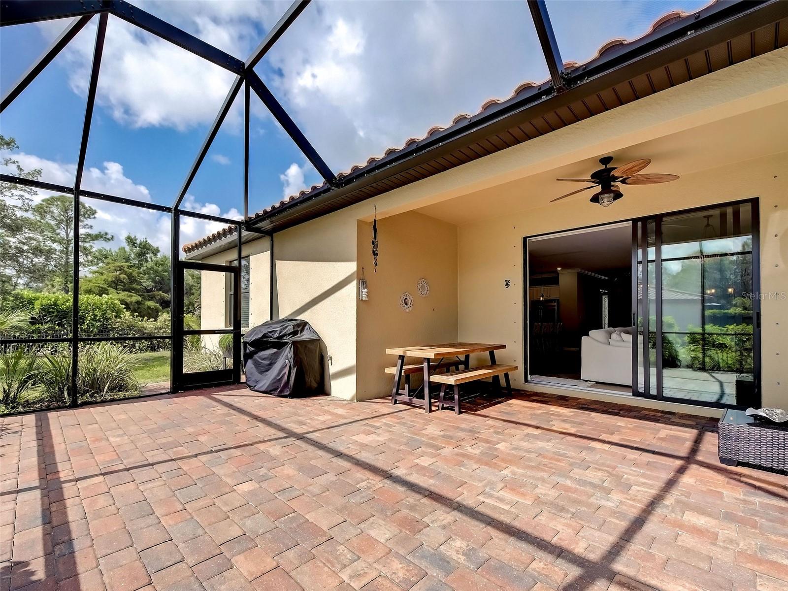 12390 CINQUETERRE DR — photo 64