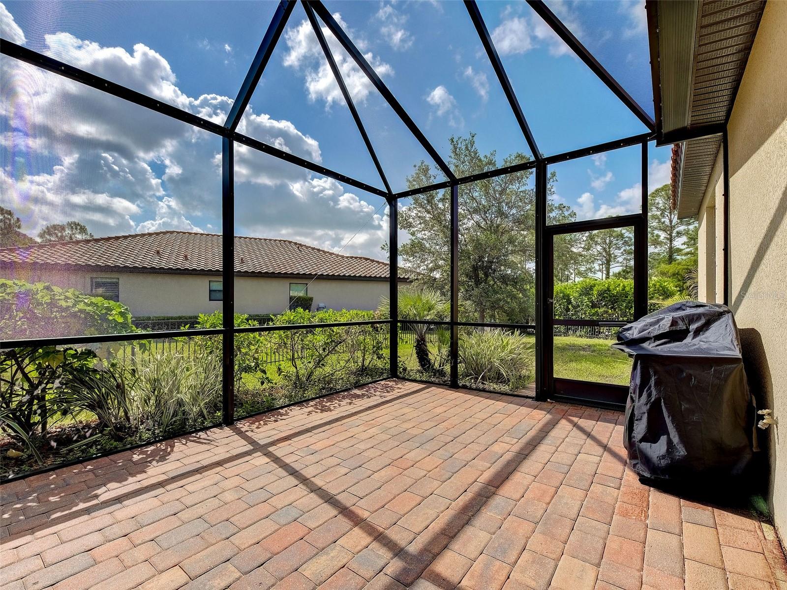 12390 CINQUETERRE DR — photo 63