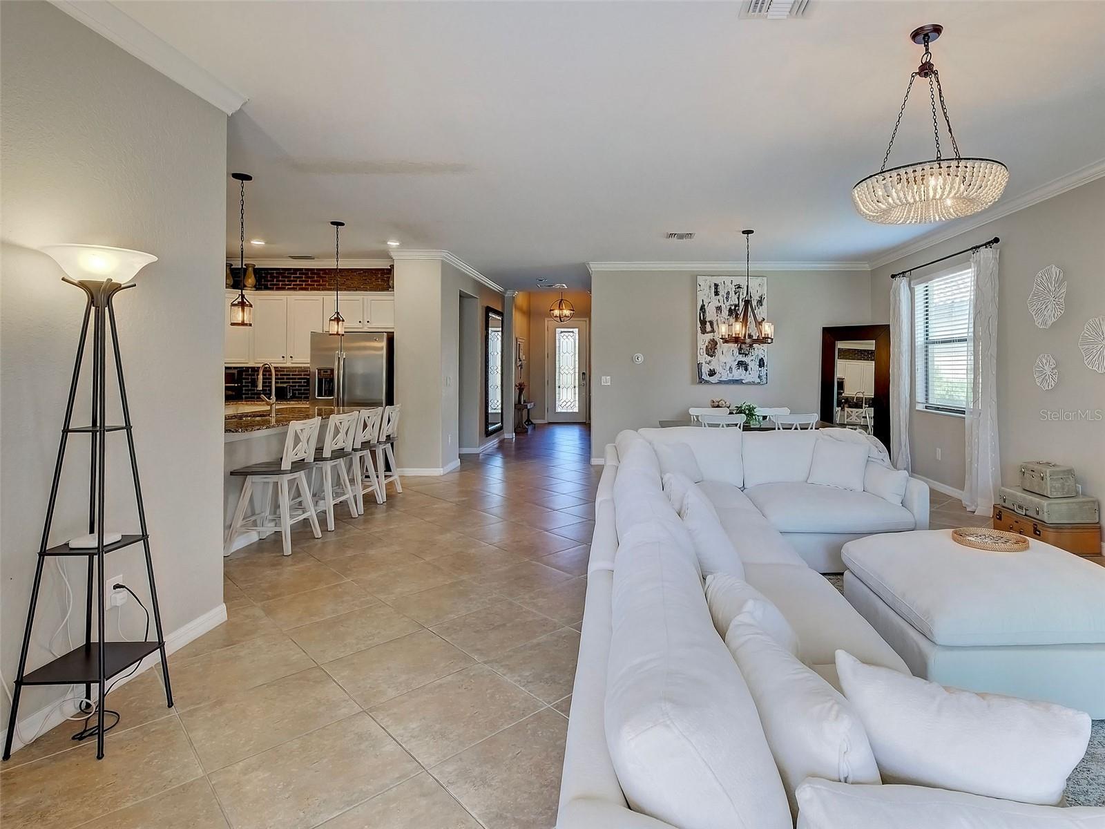 12390 CINQUETERRE DR — photo 28