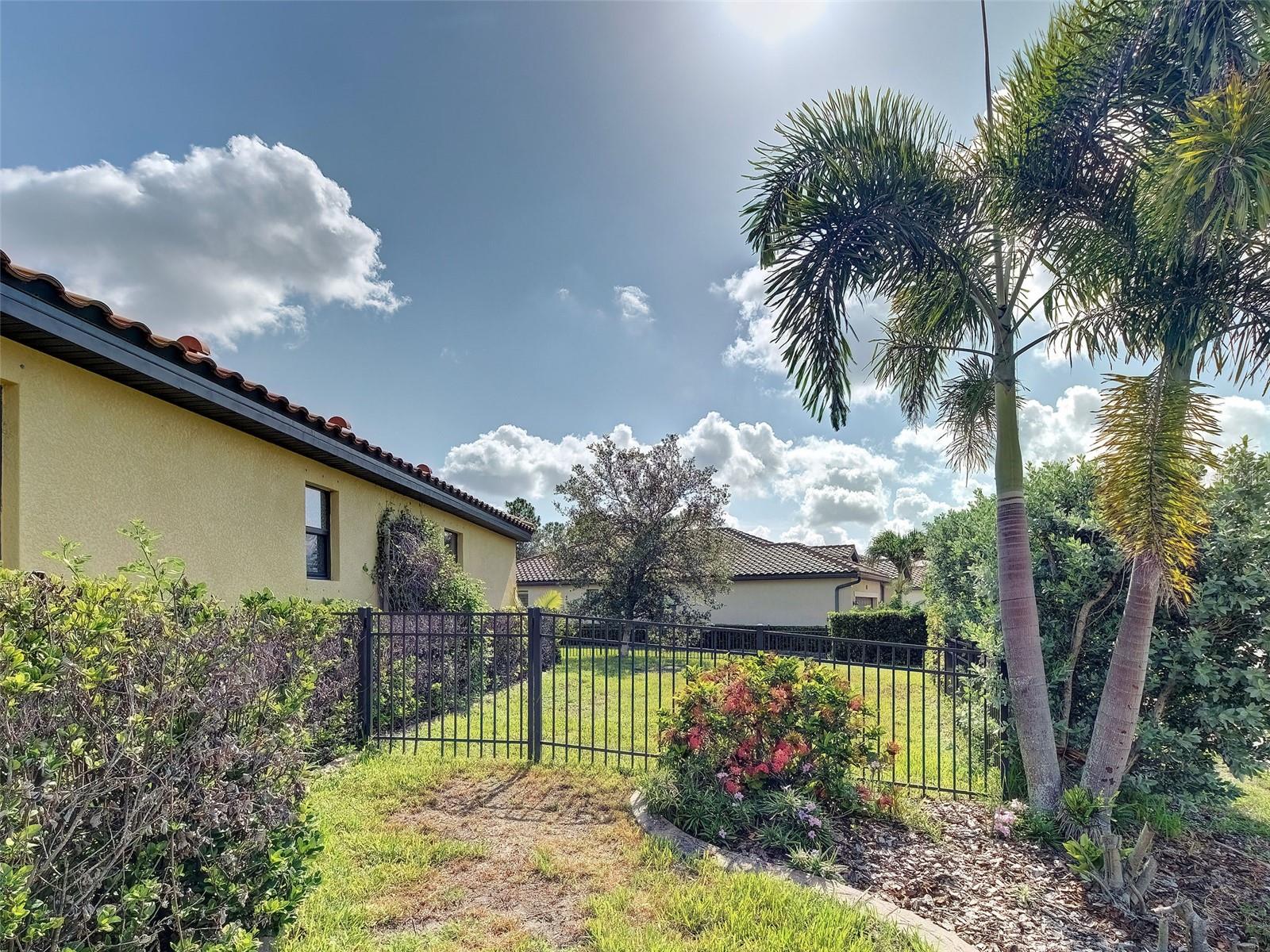 12390 CINQUETERRE DR — photo 5