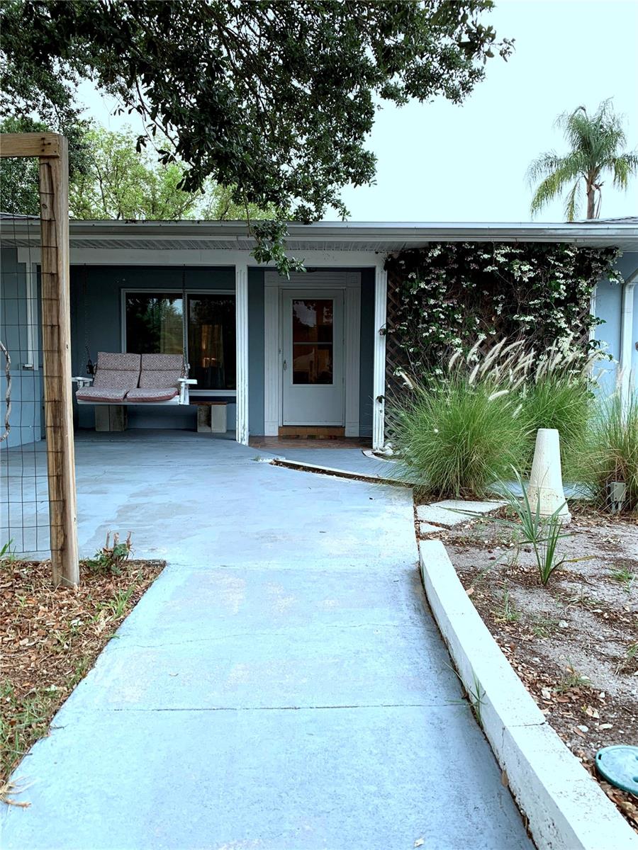 1750 DRUID RD E — photo 37