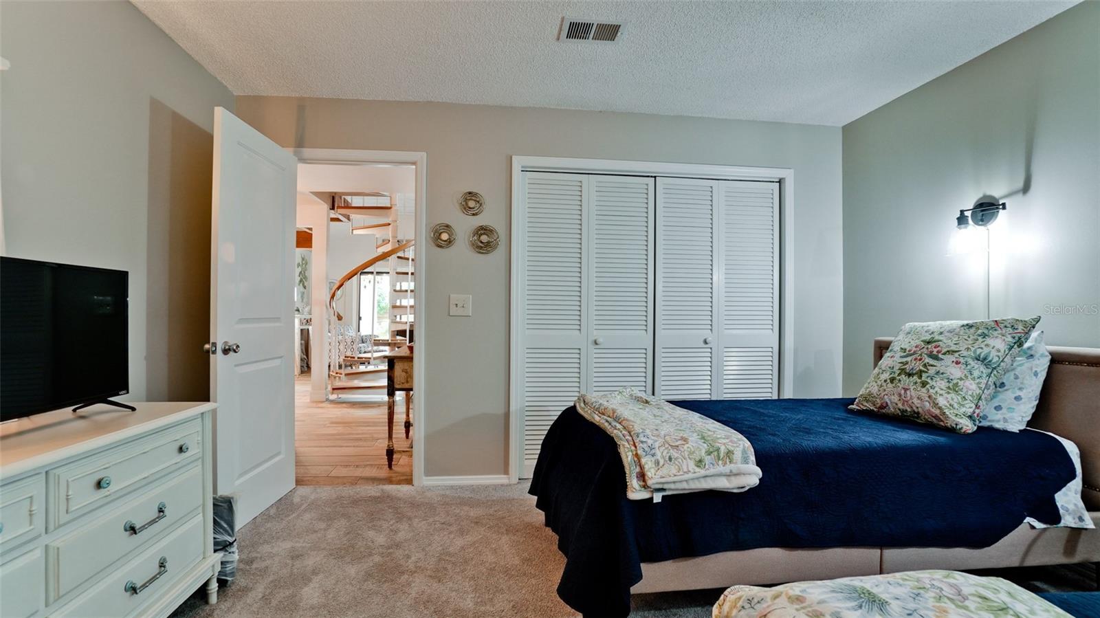 2407 QUAIL CT — photo 35