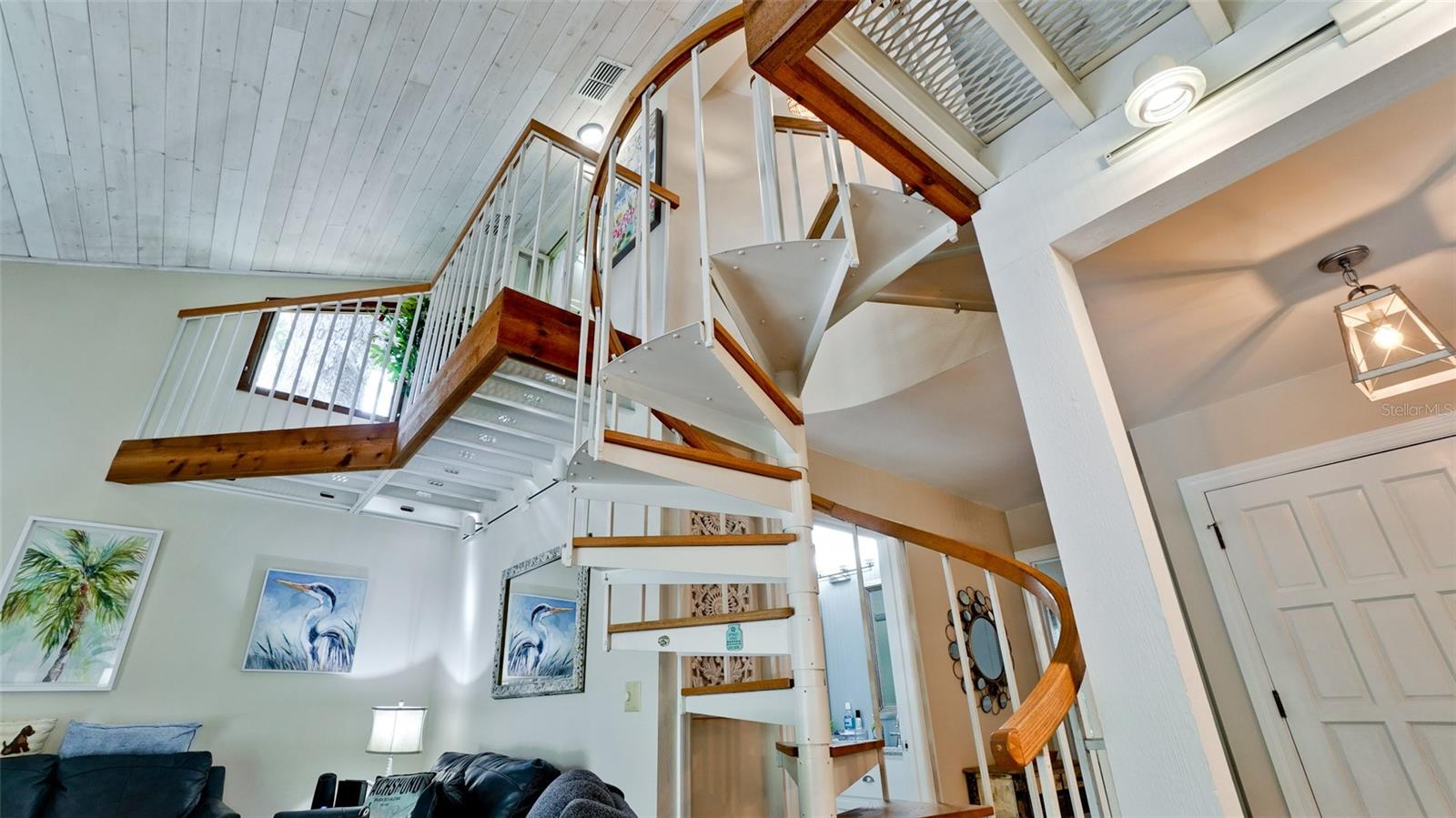 2407 QUAIL CT — photo 36