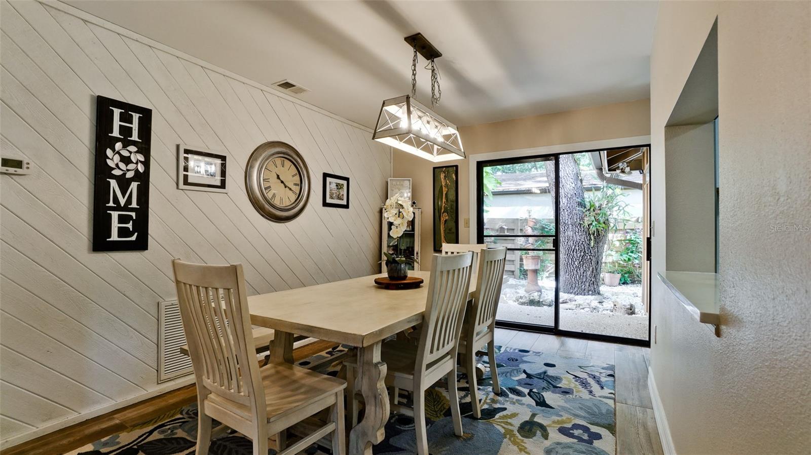 2407 QUAIL CT — photo 8