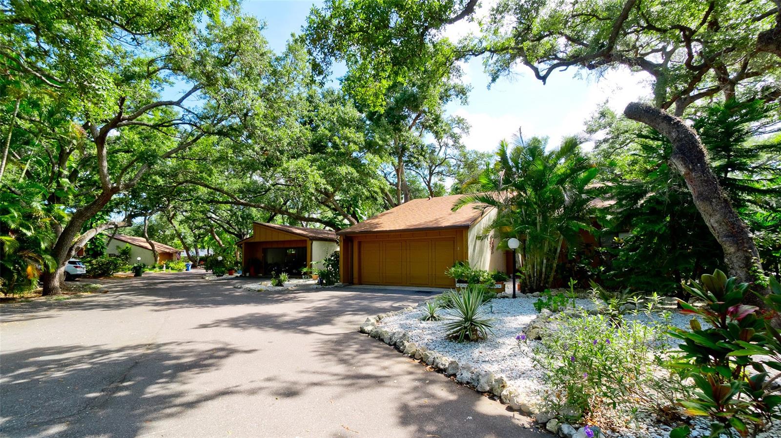 2407 QUAIL CT — photo 49
