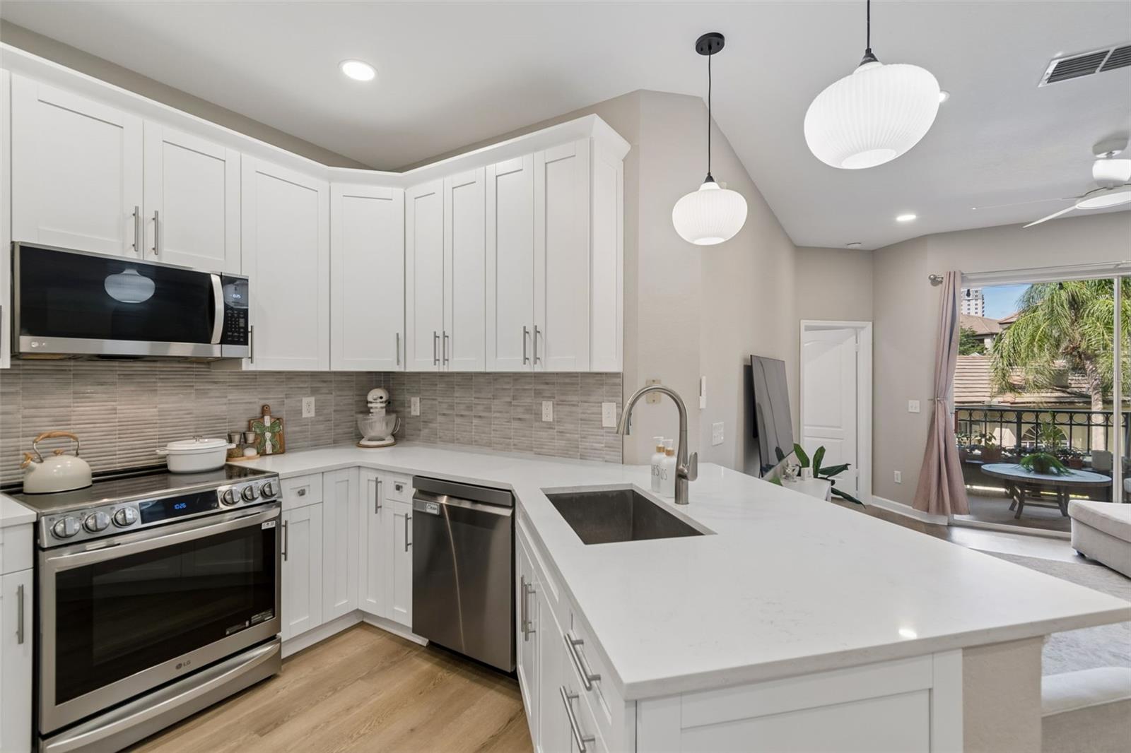 708 SEABOARD PL #708 — photo 9