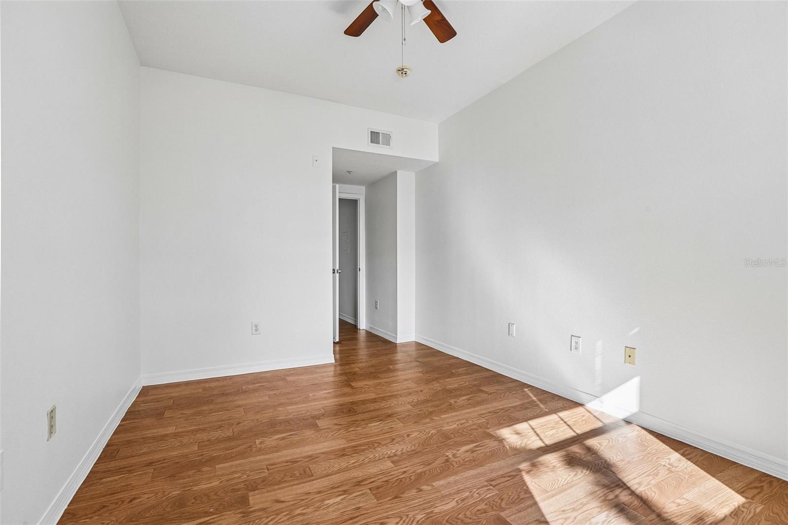 1810 E PALM AVE #5322 — photo 15