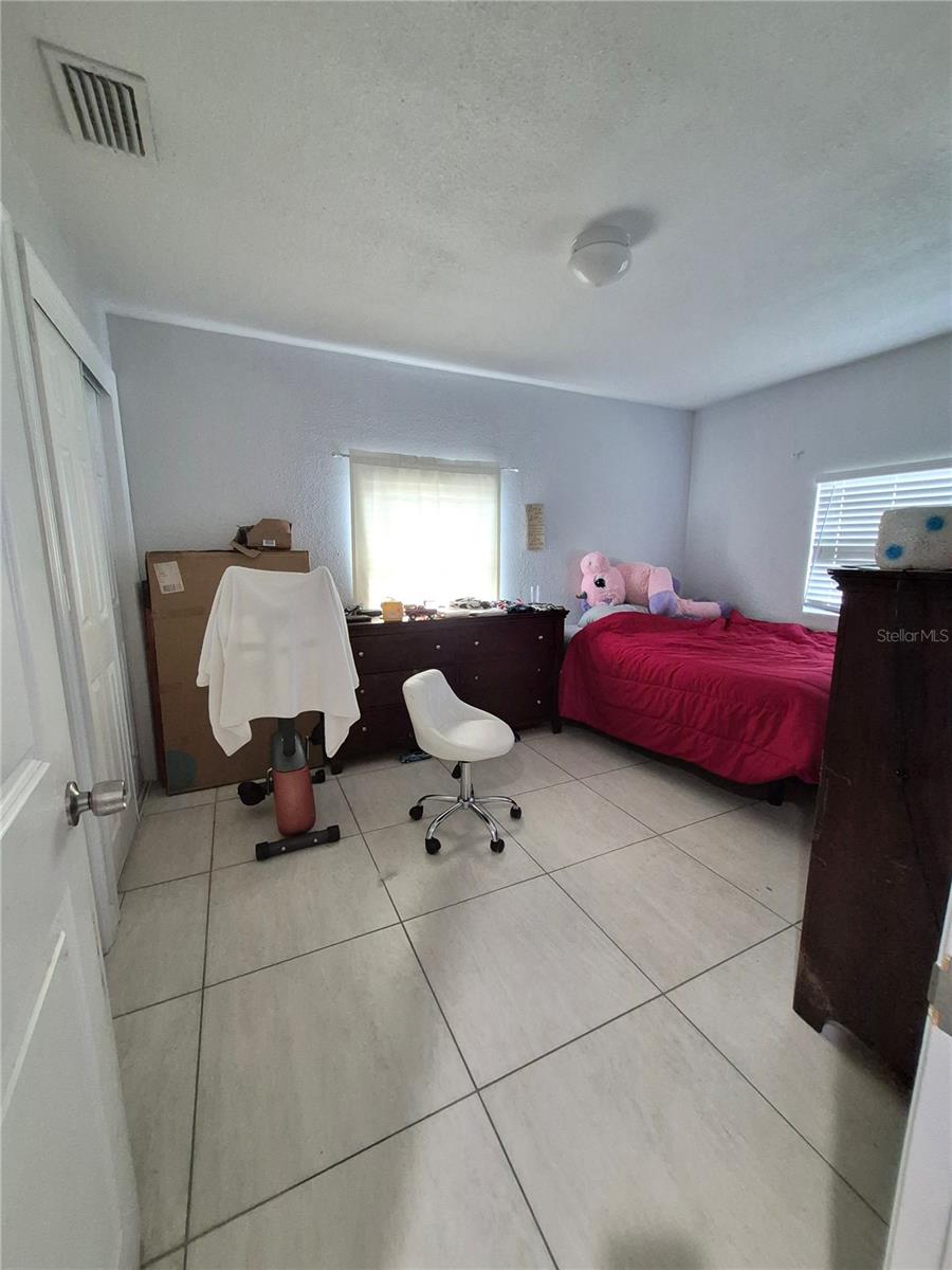 709 E 119TH AVE — photo 10