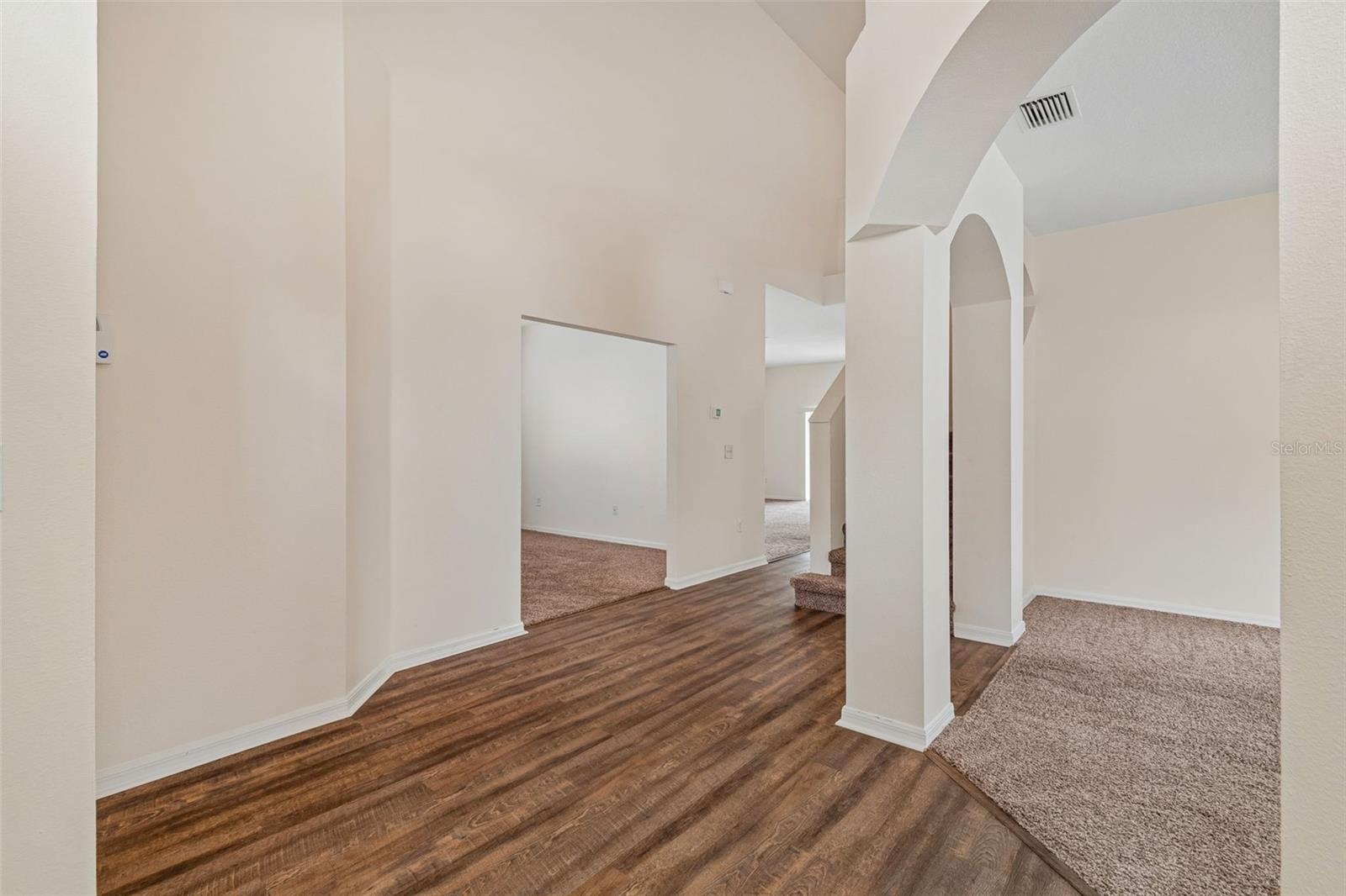 3307 PINE TOP DR — photo 5