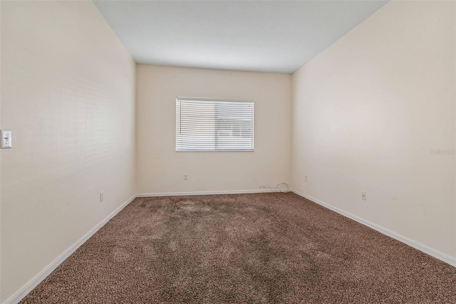 3307 PINE TOP DR — photo 14