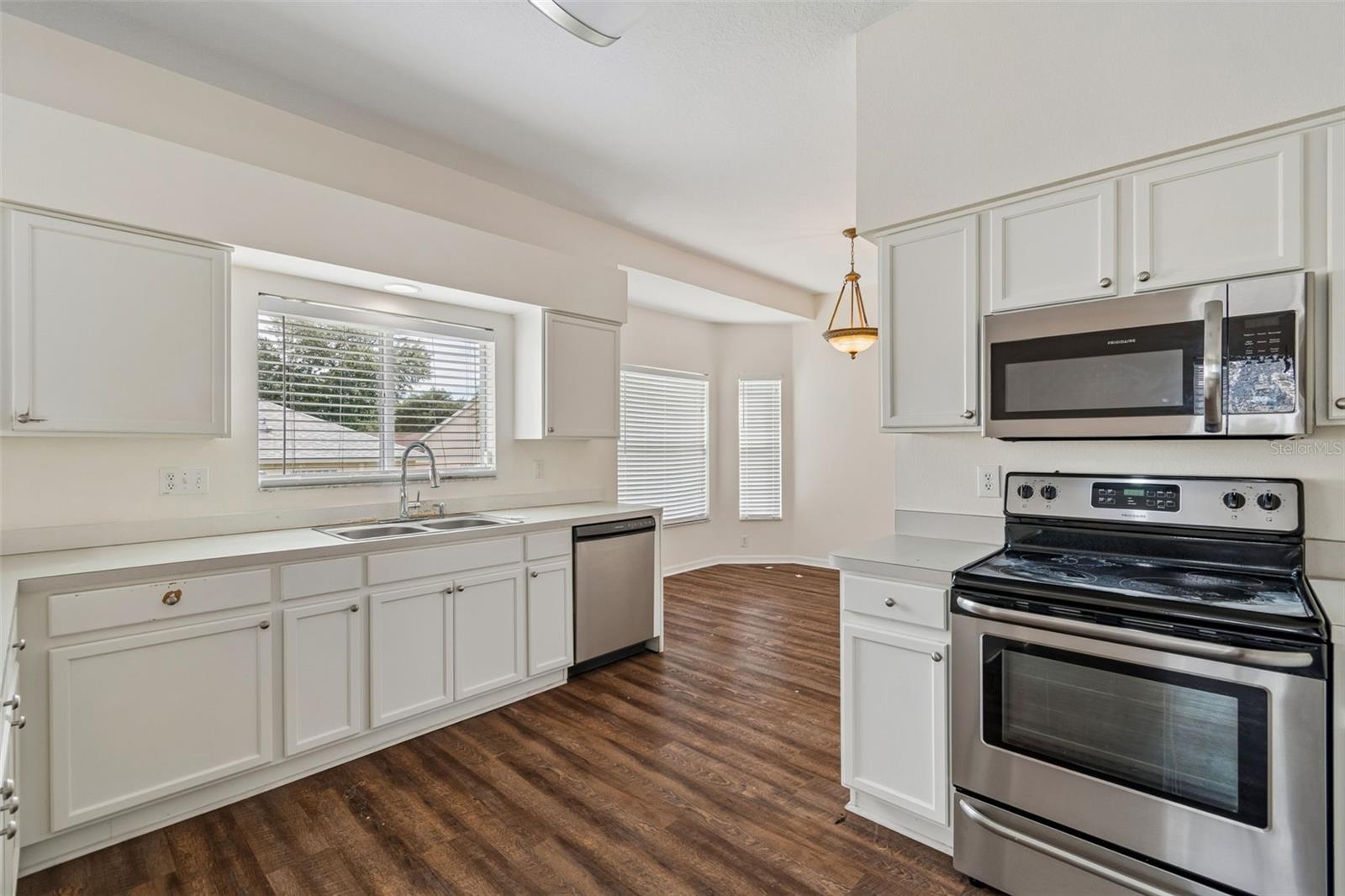 3307 PINE TOP DR — photo 19