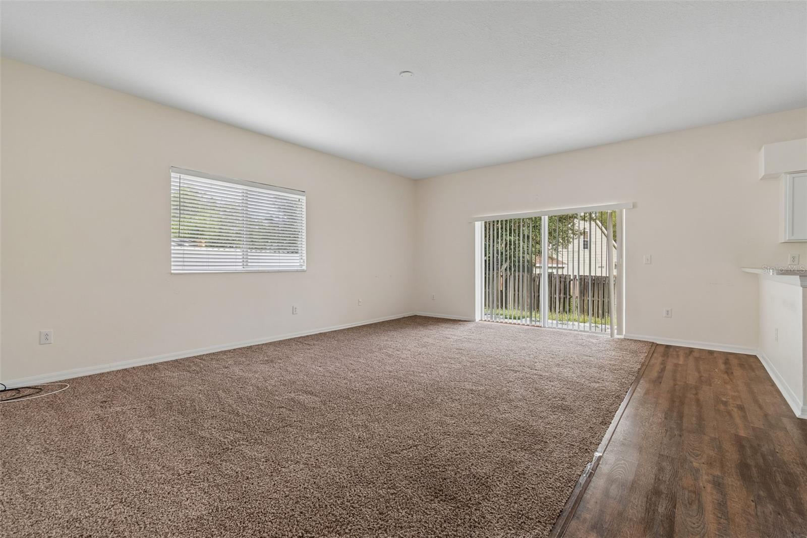 3307 PINE TOP DR — photo 15