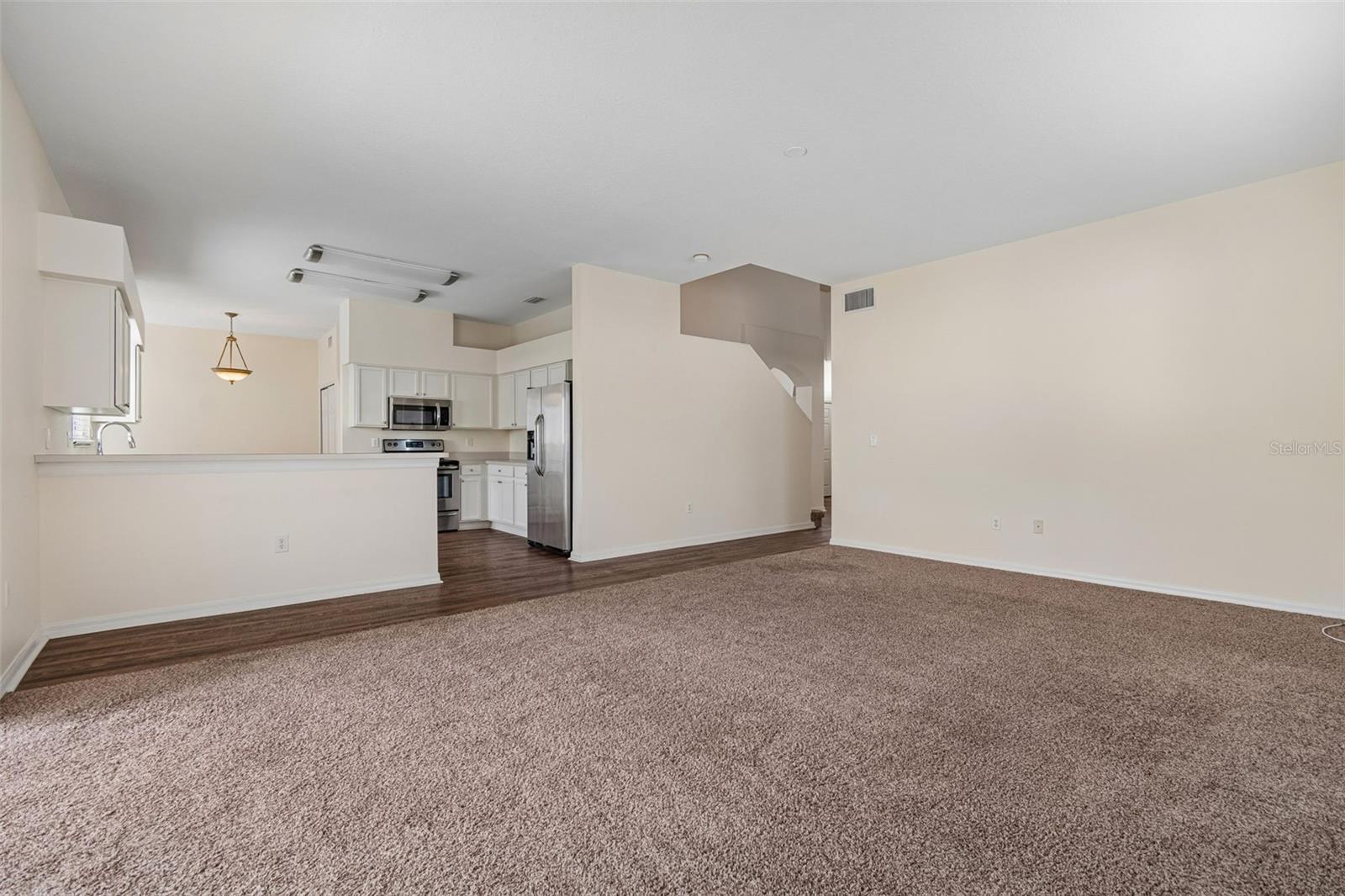 3307 PINE TOP DR — photo 16