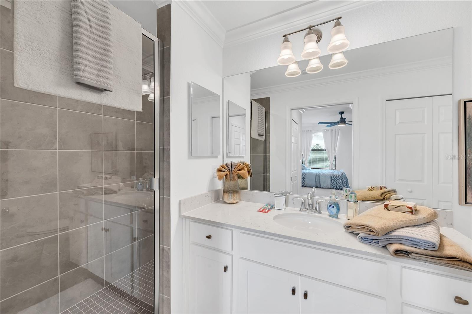 18114 GAWTHROP DR #201 — photo 16