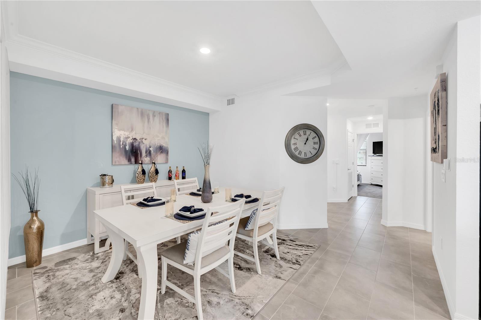 18114 GAWTHROP DR #201 — photo 9