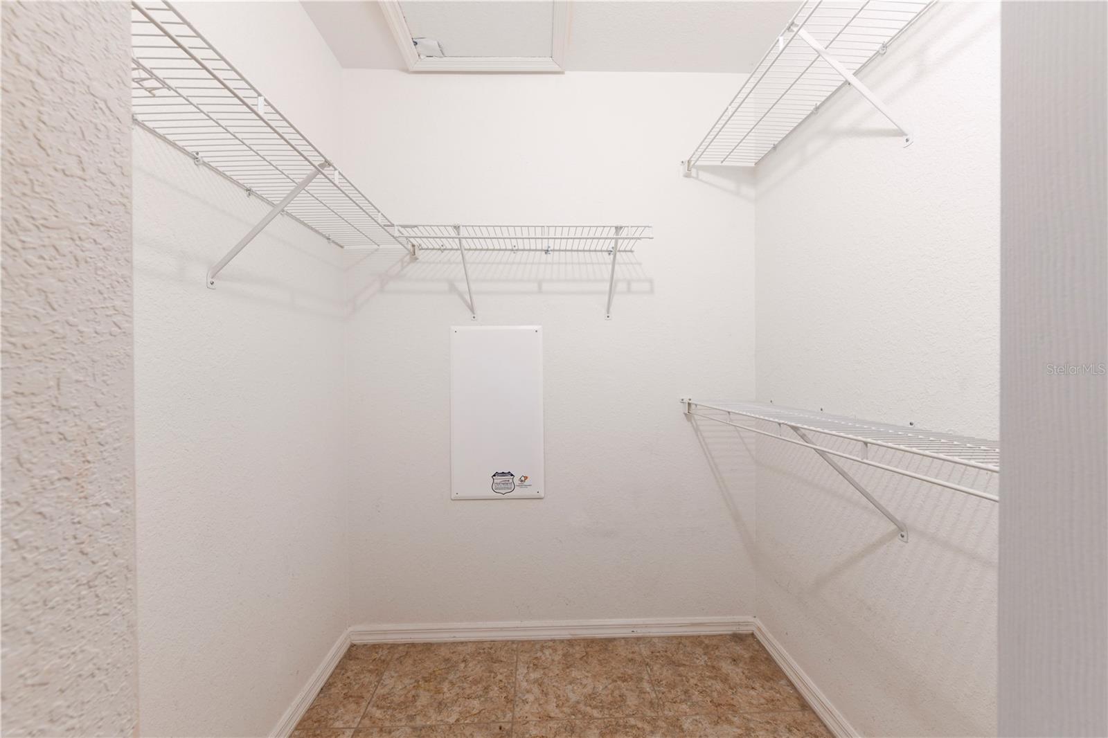 8457 BRISTOL AVE — photo 26