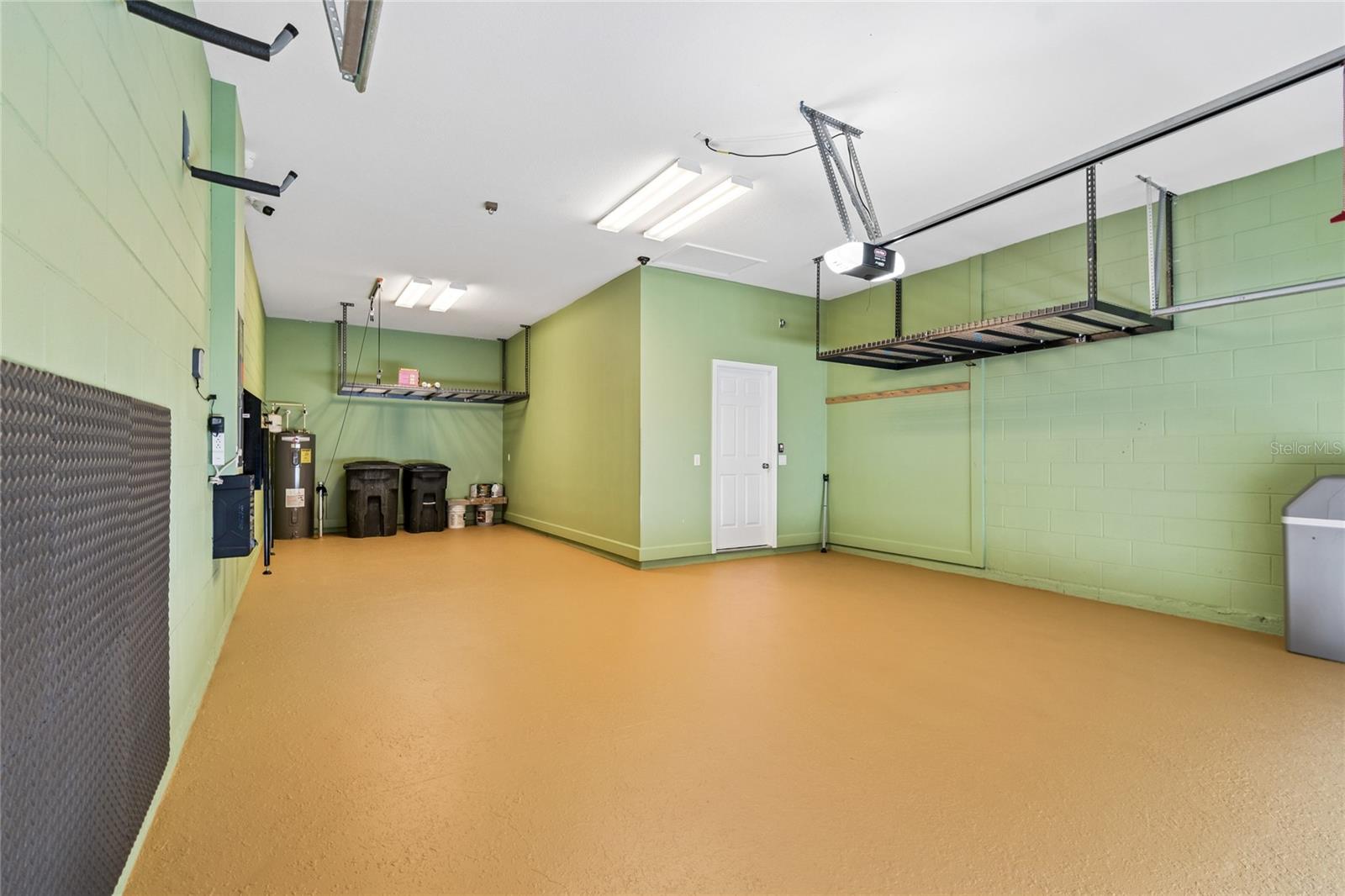 4930 BUTLER NATIONAL DR — photo 41
