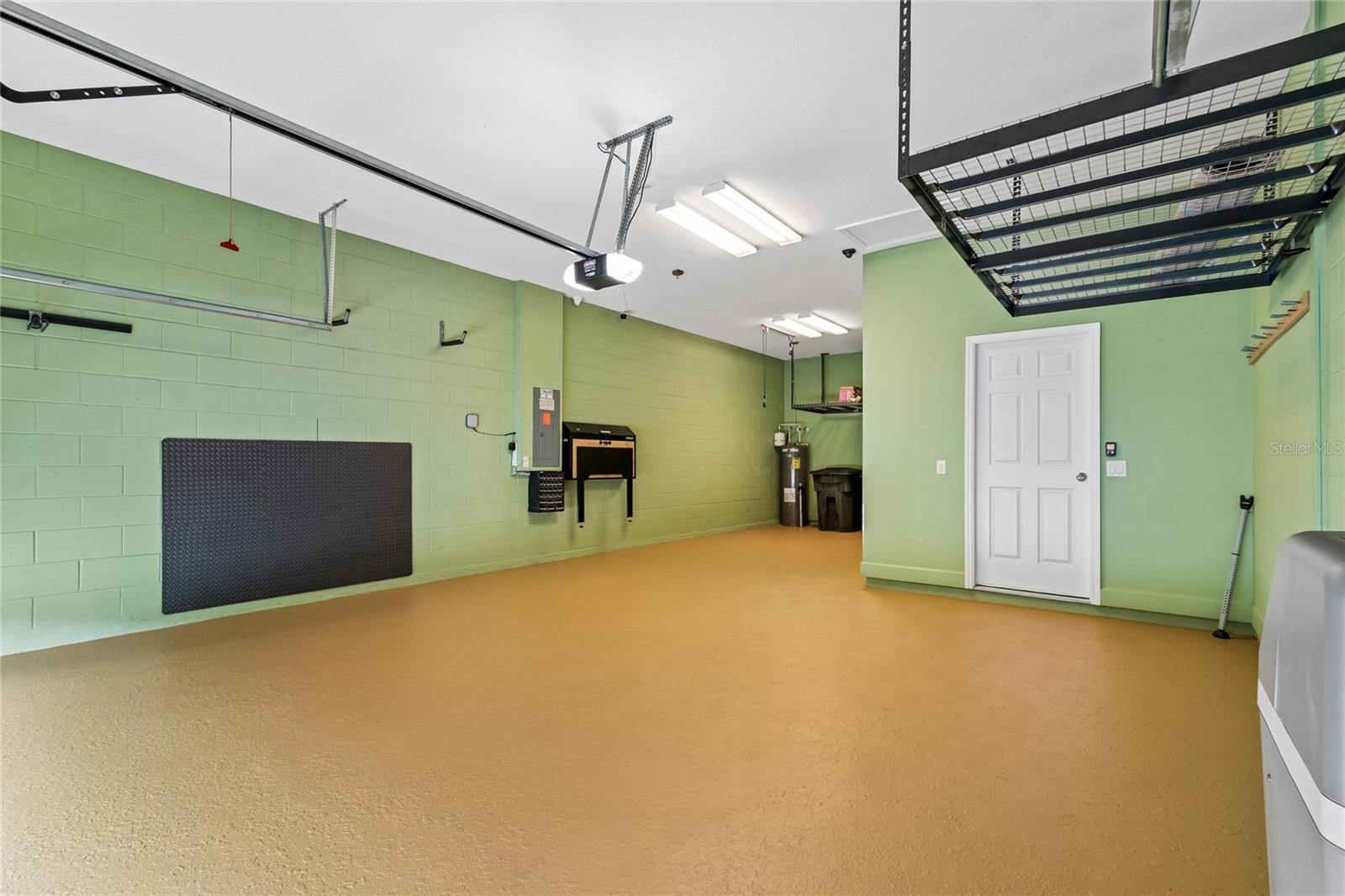 4930 BUTLER NATIONAL DR — photo 42