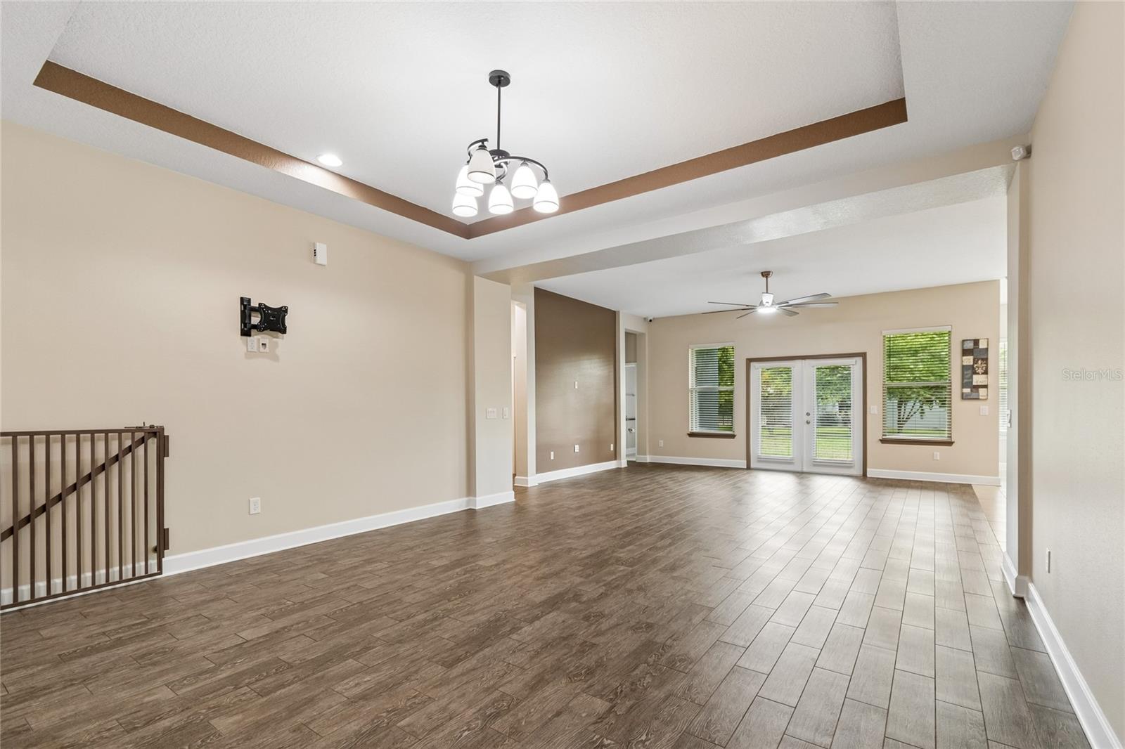 4930 BUTLER NATIONAL DR — photo 11