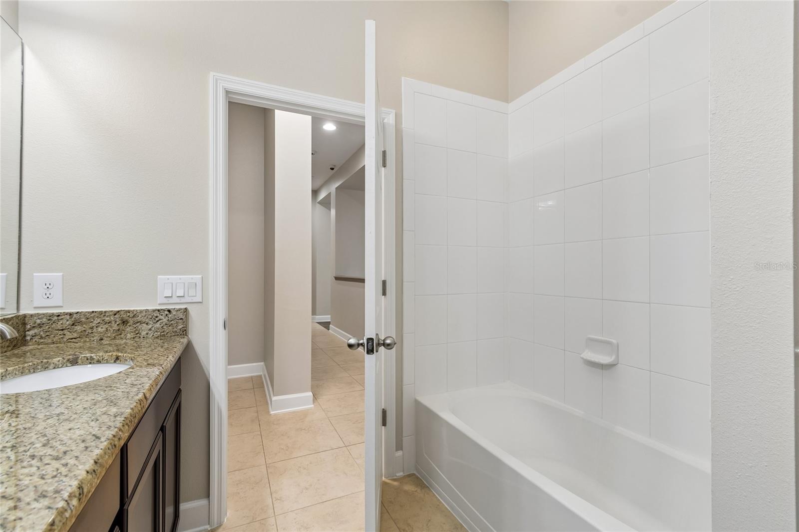 4930 BUTLER NATIONAL DR — photo 34